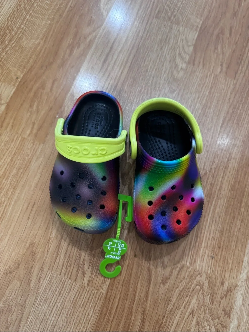 Crocs Kids Classic Rainbow Tie-Dye Clog with Neon Yellow Strap size 6C